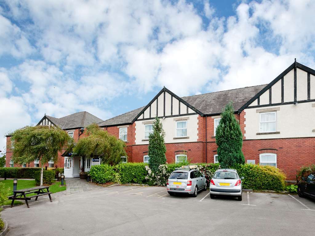Travelodge Warrington Lowton Zewnętrze zdjęcie